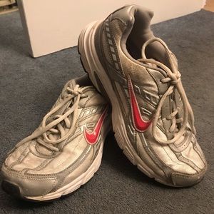 Nike Athletic Shoes Size 8.5